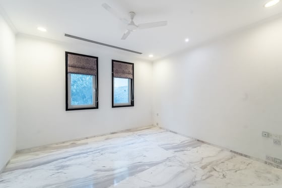 Fully Extended | Vacant | Elevator | Upgraded, picture 13