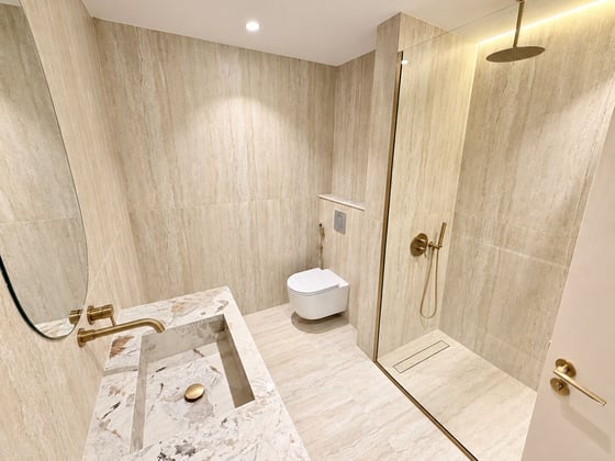 Beautifully Upgraded | Vacant Now | Closed Kitchen, picture 14
