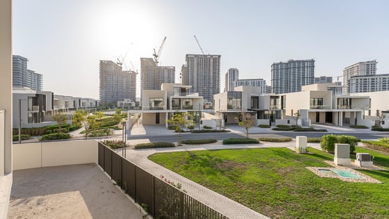 Corner villa in Dubai Hills with park view, picture 20