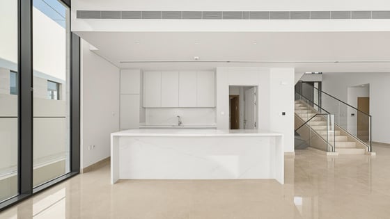 Corner villa in Dubai Hills with park view, picture 4