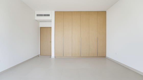 Corner villa in Dubai Hills with park view, picture 7