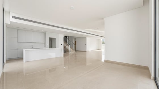 Corner villa in Dubai Hills with park view, picture 2