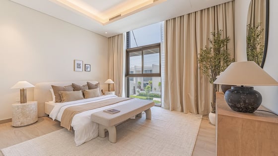 Upgraded villa in MBR City with private pool, picture 12
