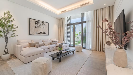 Upgraded villa in MBR City with private pool, picture 7
