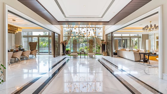 Corner luxury villa in MBR City with vatsu compliant, picture 2