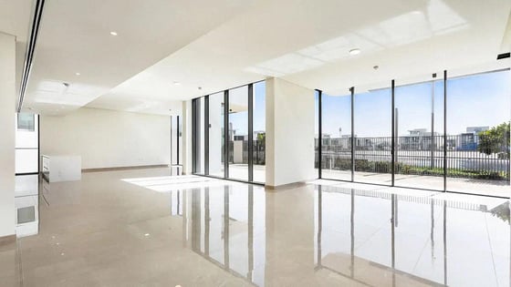 Branded exquisite villa in Dubai Hills with lagoon view, picture 2