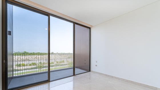 Modern style villa in Dubai Hills with luxurious interior, picture 10