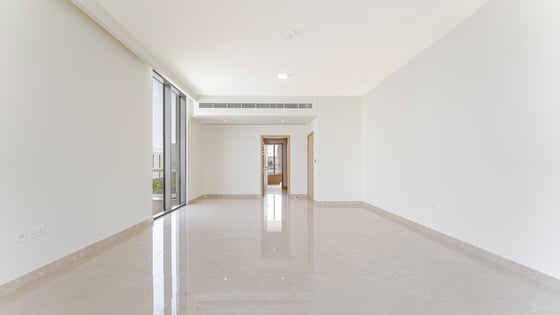 Corner villa in Dubai Hills with private roof terraces, picture 4