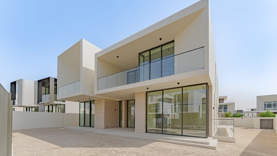 Corner villa in Dubai Hills with private roof terraces, picture 19