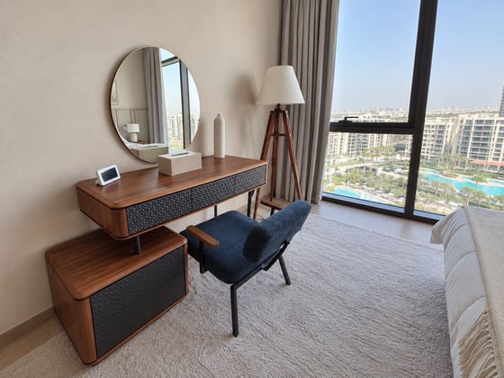 Vacant | Furnished | Canal & Future Tower View, picture 6