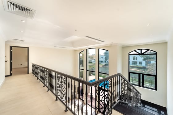 Lake View | Rare to Market | Garden Hall, picture 13