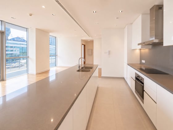 Large Terrace | Burj Views | Prime City Walk, picture 8
