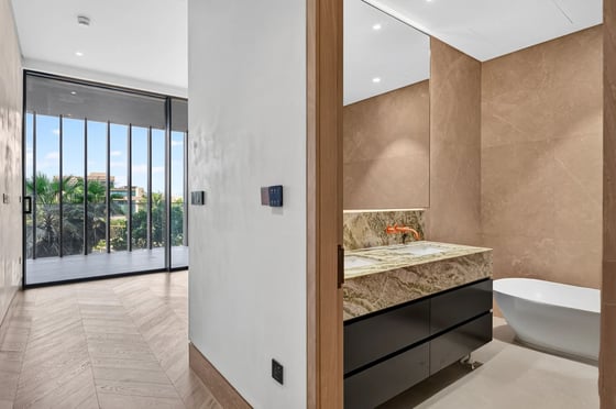 Smart 3-bed apartment for rent in Six Senses, Palm Jumeirah, picture 18