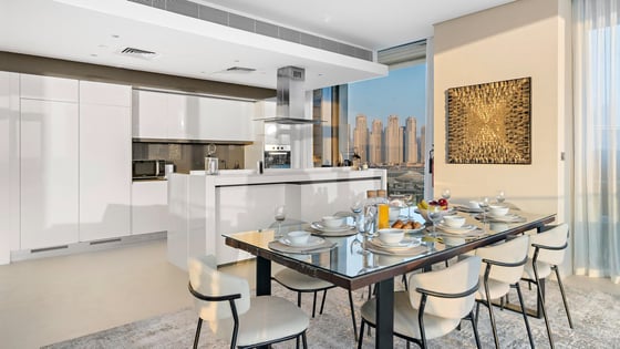 Upgraded apartment in Bluewaters with sea view, picture 5