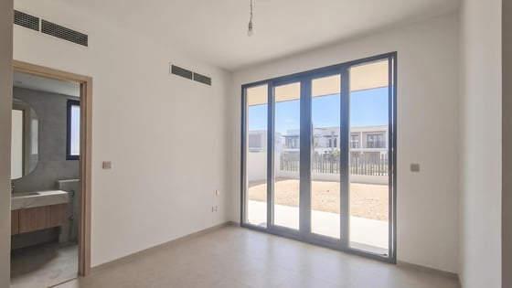 Type C1 villa in Jebel Ali with vatsu and close to hub, picture 15