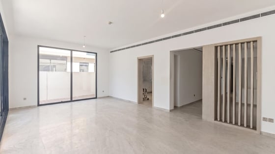 Type C1 villa in Jebel Ali with vatsu and close to hub, picture 2