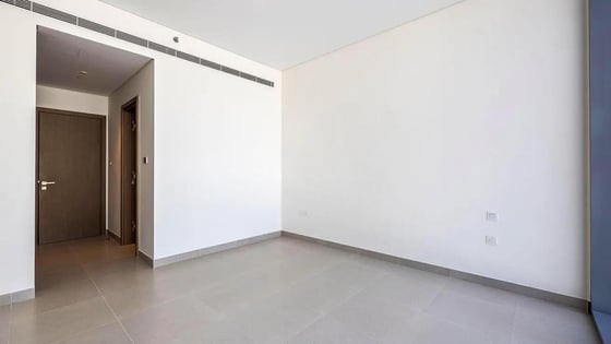 Duplex apartment in MBR City with direct beach access, picture 10