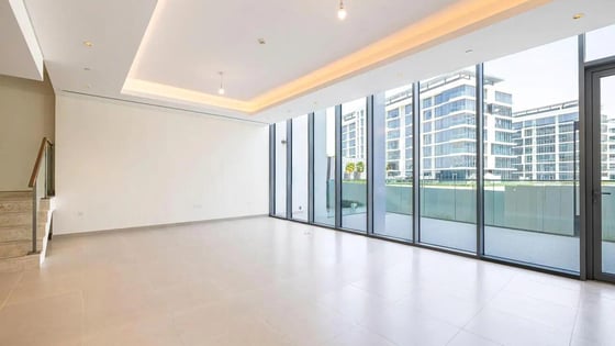 Duplex apartment in MBR City with direct beach access, picture 2