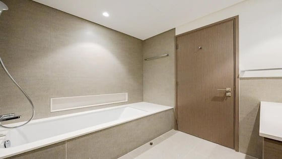 Exclusive apartment in Downtown with Burj Khalifa view, picture 14