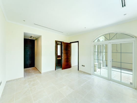 Corner | Extended | Internal | New Kitchen| Vacant, picture 12