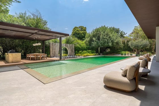 Newly completed 6-bedroom villa in Al Barari’s Reserve, picture 1