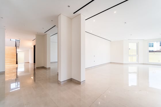 Brand New | Modern Design | GCC........., picture 7