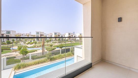 Exclusive and upgraded villa in Arabian Ranches with pool, picture 15