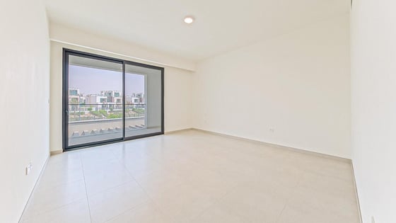 Modern villa in Arabian Ranches 3 with private garden, picture 3