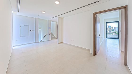 Modern villa in Arabian Ranches 3 with private garden, picture 5