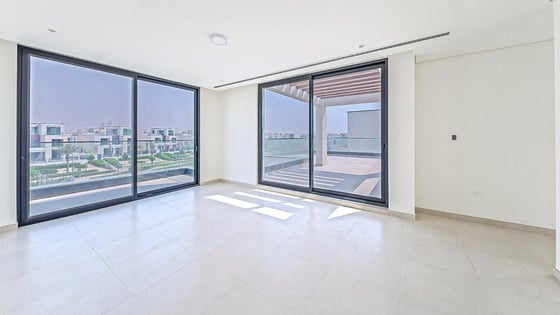 Modern villa in Arabian Ranches 3 with private garden, picture 2