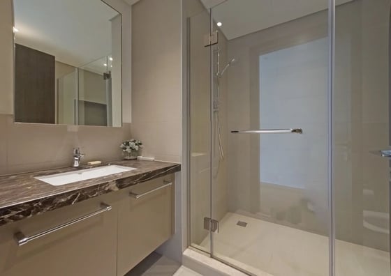 Fully Furnished | Upgraded Flooring | Vacant, picture 9