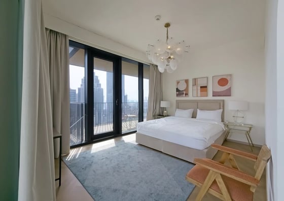 Fully Furnished | Upgraded Flooring | Vacant, picture 4