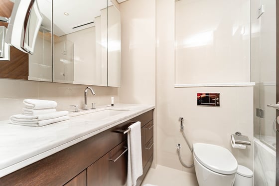 Sea View | Well Maintained | Vacant....., picture 4