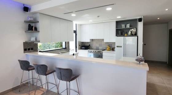 Vacant Soon | Furnished | Golf Cart Included, picture 2