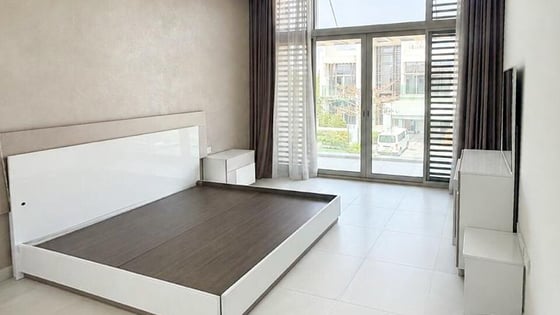 Exquisite villa in MBR City with private beach access, picture 13