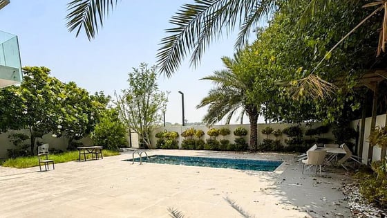 Exquisite villa in MBR City with private beach access, picture 15