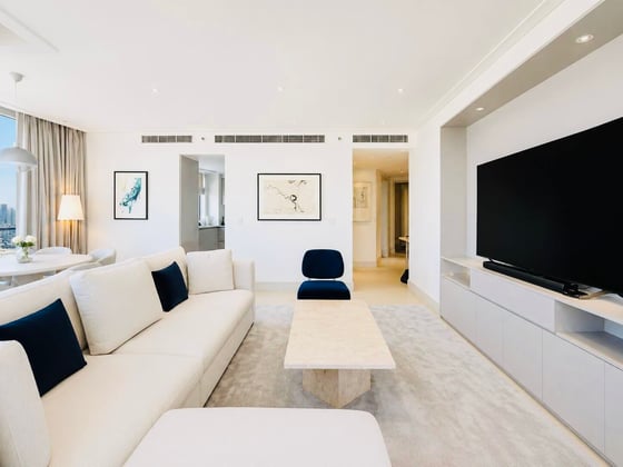 Corner Unit | Boulevard View | Vacant..., picture 3