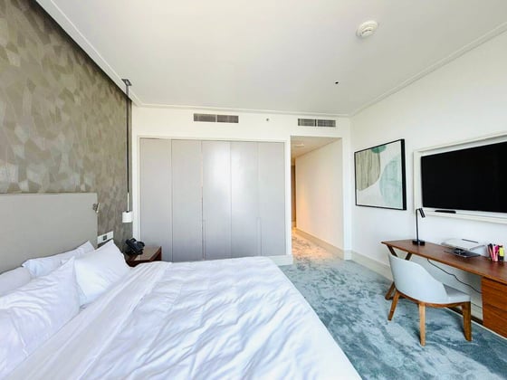 Corner Unit | Boulevard View | Vacant..., picture 7