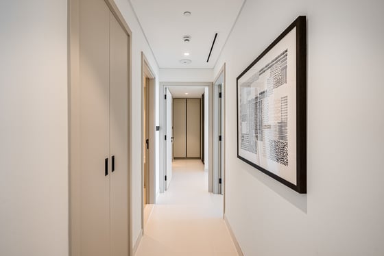 UPGRADED 2BR | MARINA VIEW | INVESTOR DEAL, picture 11