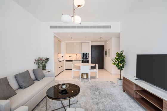 UPGRADED 2BR | MARINA VIEW | INVESTOR DEAL, picture 5