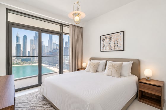 UPGRADED 2BR | MARINA VIEW | INVESTOR DEAL, picture 3