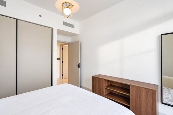 UPGRADED 2BR | MARINA VIEW | INVESTOR DEAL, picture 13