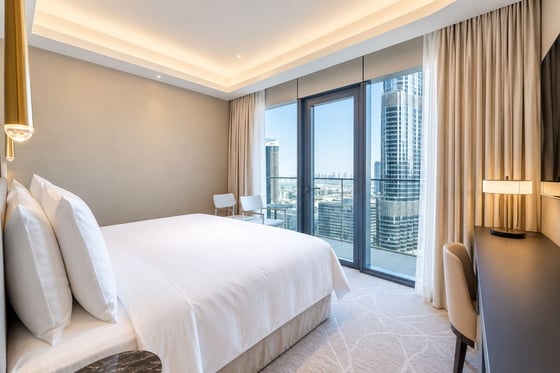 Burj Khalifa View | Premium | Luxurious., picture 9