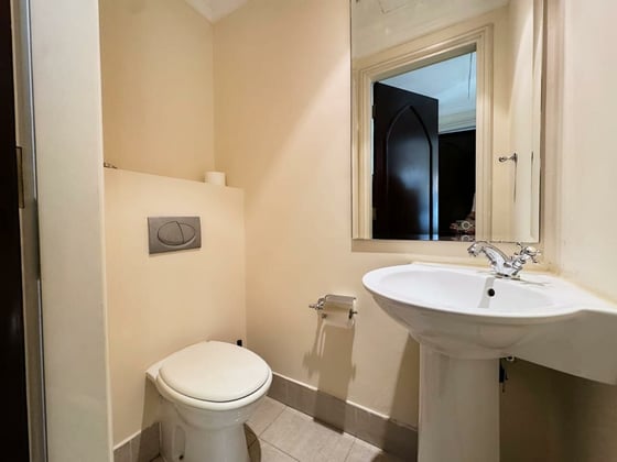 Spacious Layout | Vacant | Bright Unit.., picture 14