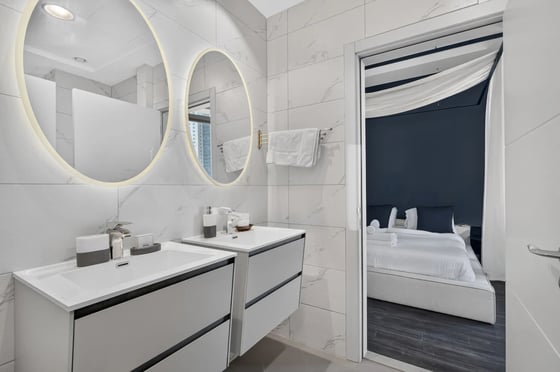 A vibrant 5-bed skyline penthouse at Burj Vista Tower 2, picture 13