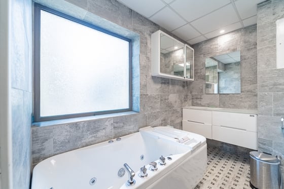 Motivated Seller | Negotiable | Large Terrace, picture 12