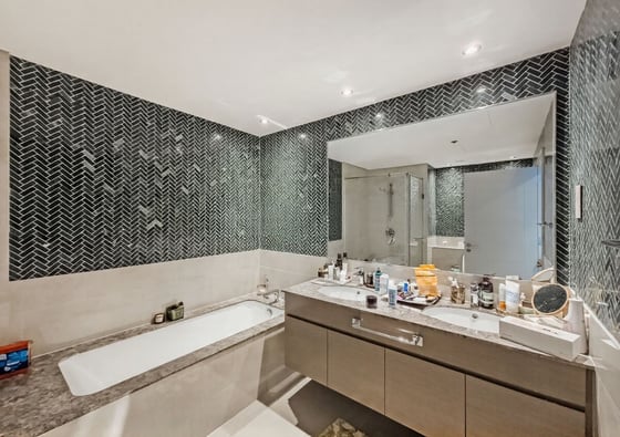 Boulevard View | Extensively Upgraded | Furnished, picture 8
