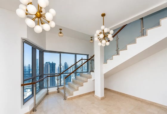 Rare Duplex Penthouse | Full Marina View | Vacant, picture 2