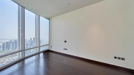 Iconic luxury apartment in Downtown with fountain view, picture 6