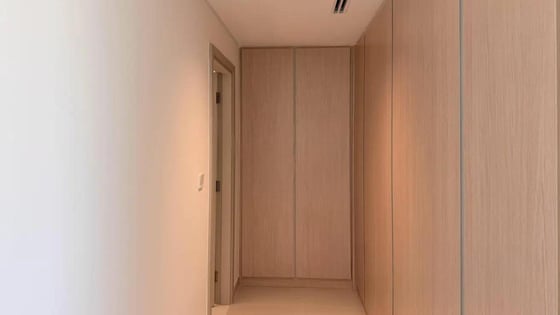 Prime plot villa in Dubai South with full golf course view, picture 12